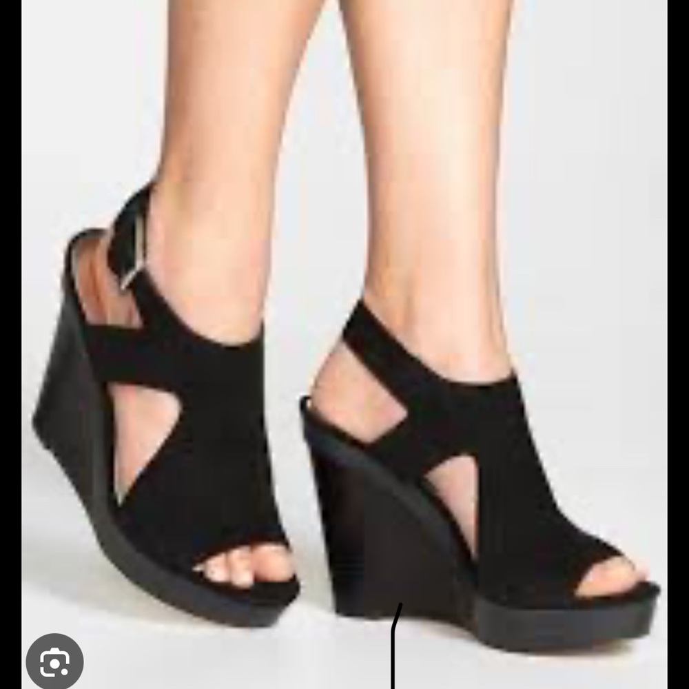 MICHAEL Michael Kors Josephine Black Suede w/ Solid Black Wedge Sandals size 8